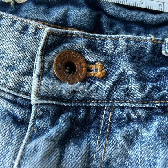 🌻4/$20 Madewell Distressed Bleached Cotton Jean Shorts Size 29 - Picture 7 of 16